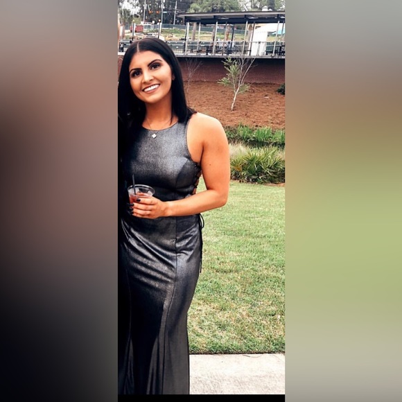 ✨ASPEED Dressy Heavy Fancy gown HEMMED to fit 5’ and heels ✨ - Picture 3 of 3